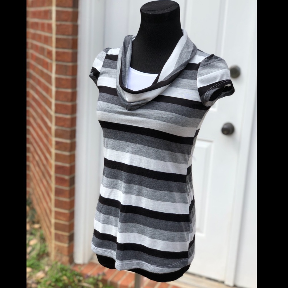 Amy Byer Black White and Gray Striped Shirt